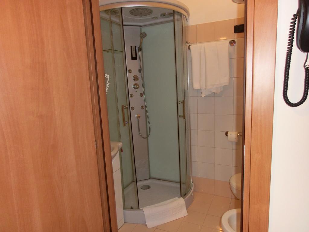 Rhc Rome Hotel Buitenkant foto
