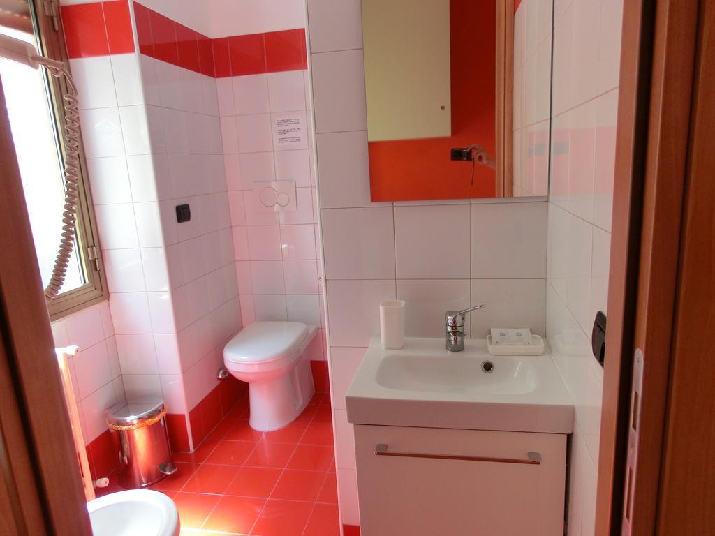 Rhc Rome Hotel Buitenkant foto